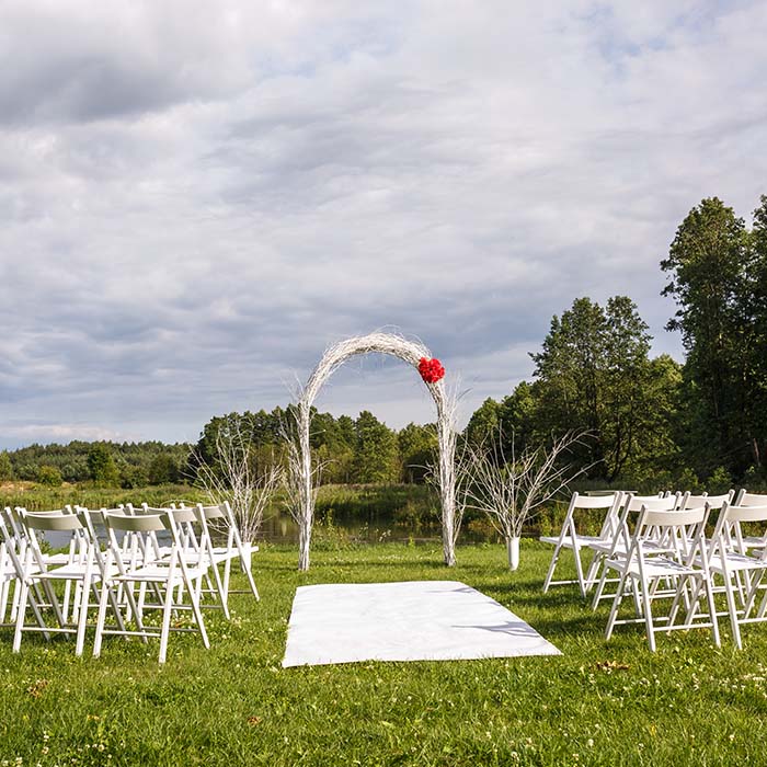 Beautiful outdoor venue at Farscape Farm